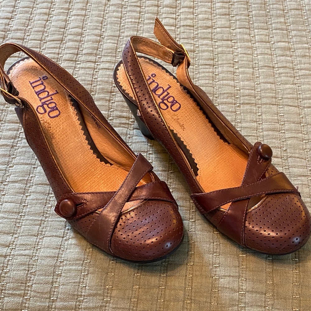 Indigo Women's Brown Slingback Heels